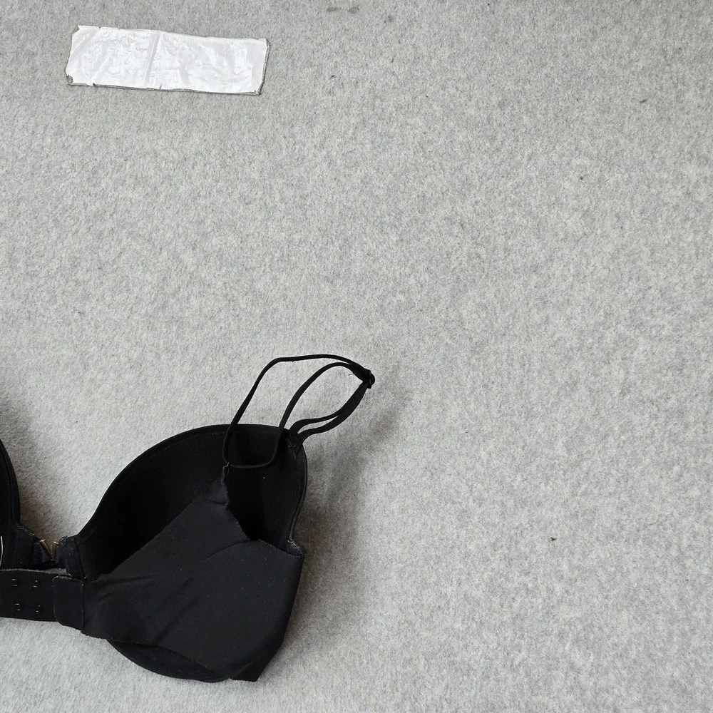 Victoria's Secret Women Bra 32DDD Black T Shirt Lined Demi Underwired Strap